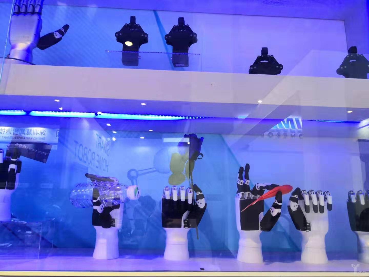 因時機器人靈巧手.jpg 因時機器人靈巧手.jpg