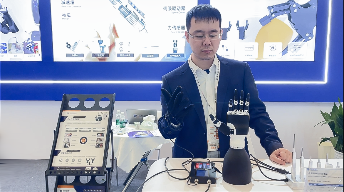 1713155314993404.jpg 4.jpg