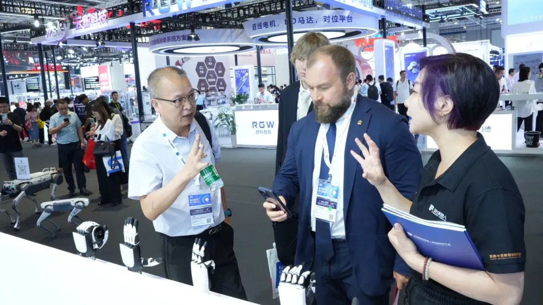 1727416886558032.jpg 4.jpg